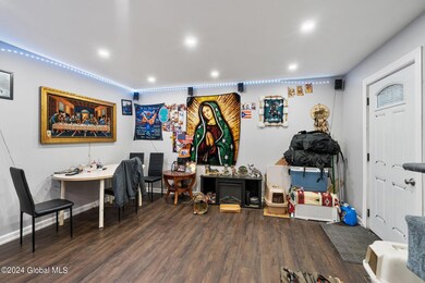 60 Catherine St, Albany, NY 12202 - photo 7