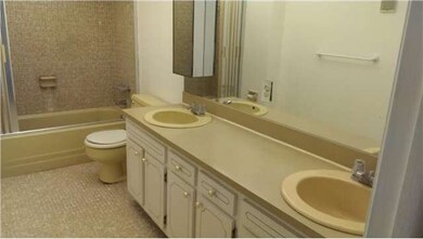 unlisted-address, Miami, FL 33183 - photo 7