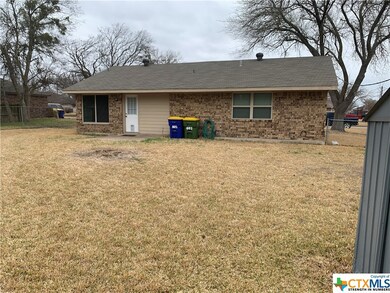 802 Steven St, Troy, TX 76579 - photo 4