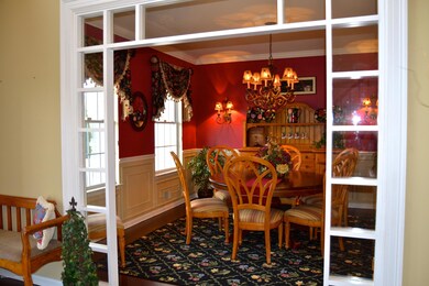 CUSTOM SURROUND WOODWORK