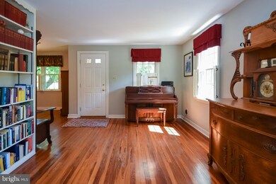 437 Ridge Ave, Souderton, PA 18964 - photo 6