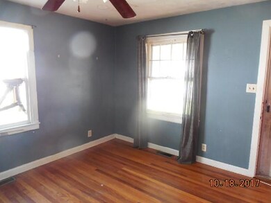 338 N 16th Ave, Beech Grove, IN 46107 - photo 7