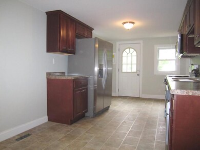 6 Karen Ave, Derry, NH 03038 - photo 4