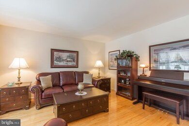 3704 Fox Pointe Ct, Glen Mills, PA 19342 - photo 6