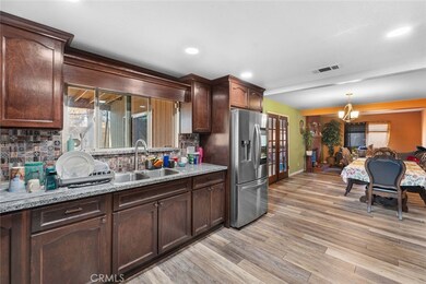 1350 Lincoln Ave, Lancaster, CA 93535 - photo 4