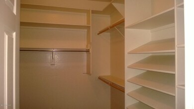 mstr closet