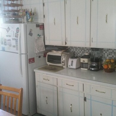 42 Whiting St, Lynn, MA 01902 - photo 5