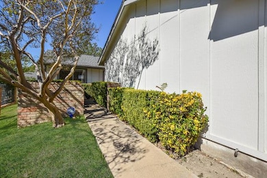 9308 Singing Quail Dr, Austin, TX 78758 - photo 4