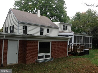 923 Croton Dr, Alexandria, VA 22308 - photo 4