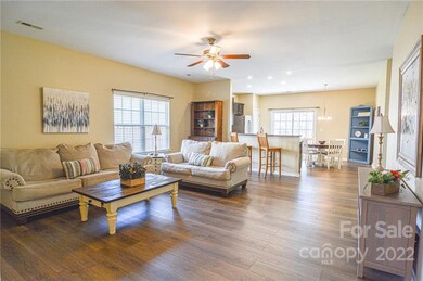 1617 Beleek Ridge Ln, Clover, SC 29710 - photo 3