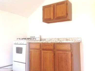 11 Heck Kitchen5