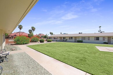 13816 N Silverbell Dr, Sun City, AZ 85351 - photo 4