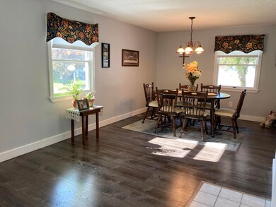 Dining Rm