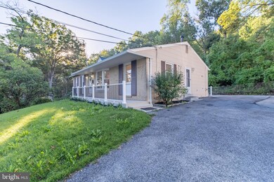 6007 Norman Ave, Riverdale, MD 20737 - photo 2