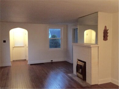 Cozy nights by the fireplace which adds to the vin