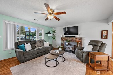 7104 149th St E, Puyallup, WA 98375 - photo 3