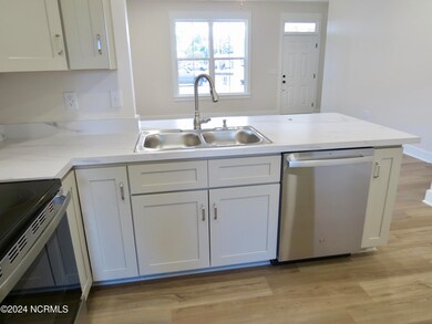 Edenton Kitchen 3