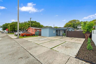 938 SE 12th St, Hialeah, FL 33010 - photo 3