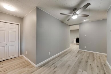 1019 Dubois St, Denison, TX 75020 - photo 6