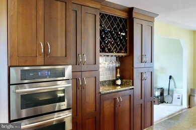 9831 Log House Ct, Gaithersburg, MD 20882 - photo 6