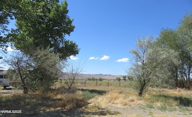 5 Pebble Beach Ln, Yerington, NV 89447 - photo 2