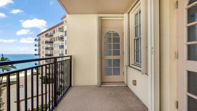 La Bonne Vie unit 5140, Palm Beach, FL 33480 - photo 6