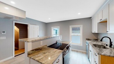 4 Lawrence St unit 2, Taunton, MA 02780 - photo 3
