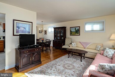 221 Worthmont Rd, Catonsville, MD 21228 - photo 6