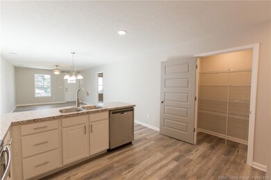 206 Olive Ave, New Albany, IN 47150 - photo 6