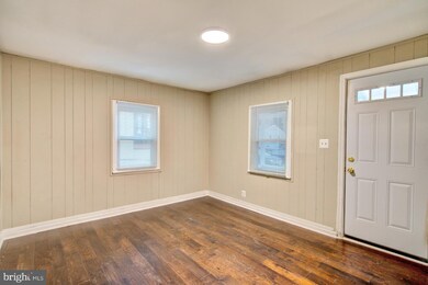 920 Mentor Ave, Capitol Heights, MD 20743 - photo 4