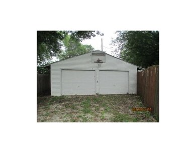 Parking Lot/Garage.
