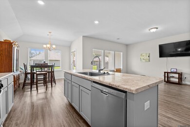 28448 Longfellow Ln, Albany, LA 70711 - photo 7