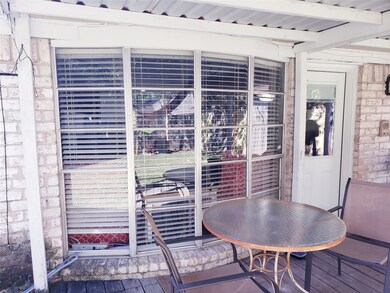 10230 Heather Hill Dr, Houston, TX 77086 - photo 4