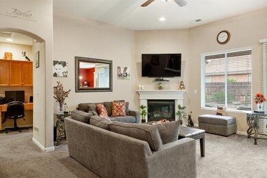 6830 E Princeton Ave, Fresno, CA 93727 - photo 6