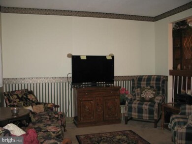 46 Baltistan Ct, Rosedale, MD 21237 - photo 3