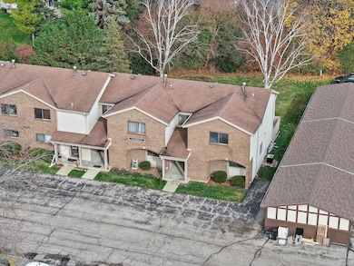 5740 Cambridge Ln unit 6, Mount Pleasant, WI 53406 - photo 2