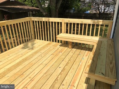 102 E Maiden Ln, Somerdale, NJ 08083 - photo 4