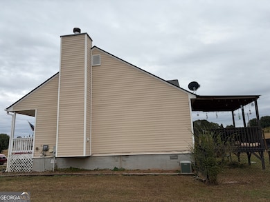 137 Stonebrooke Dr, Colbert, GA 30628 - photo 2