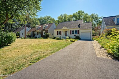 2332 Niskayuna Dr, Schenectady, NY 12309 - photo 2