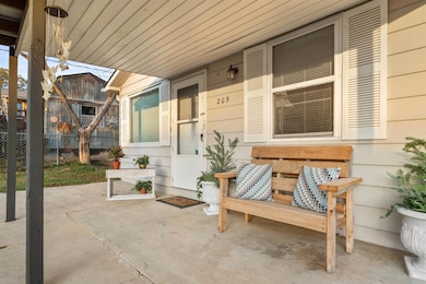 205 Wildwood Cir, Hot Springs National Park, AR 71901 - photo 2