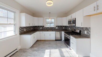 31 Davis St, Malden, MA 02148 - photo 3