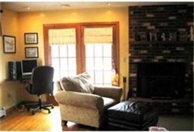 1 Colonial Dr, Rutland, MA 01543 - photo 4