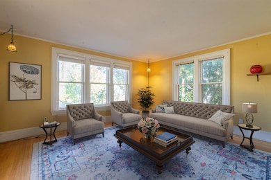 933 W Stephenson St, Freeport, IL 61032 - photo 4