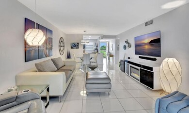 Village Royale on the Green unit 4110, Boynton Beach, FL 33435 - photo 3