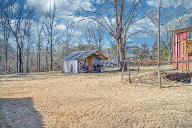 Metal Shop with Welder Hookup