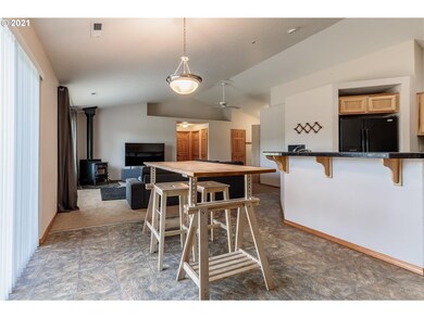 71938 Beaver Springs Rd, Rainier, OR 97048 - photo 5