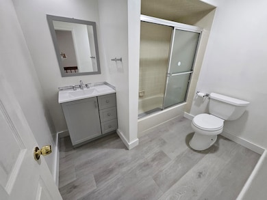 806 Spinnaker Ct, Secaucus, NJ 07094 - photo 5