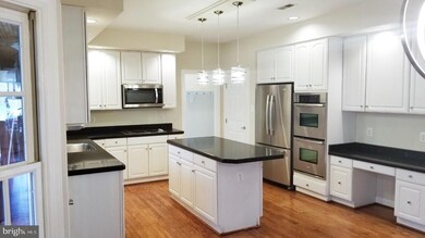 10239 Crosscut Way, Damascus, MD 20872 - photo 6