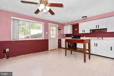 1321 Maple Ave, Elsmere, DE 19805 - photo 6