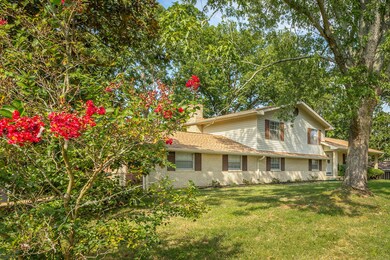 1427 Highcrest Drive-4